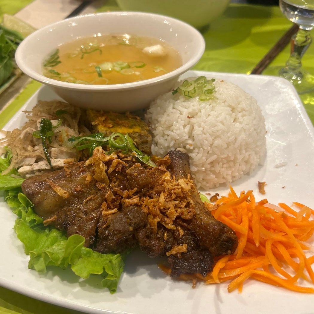DE NHAT PHO 1